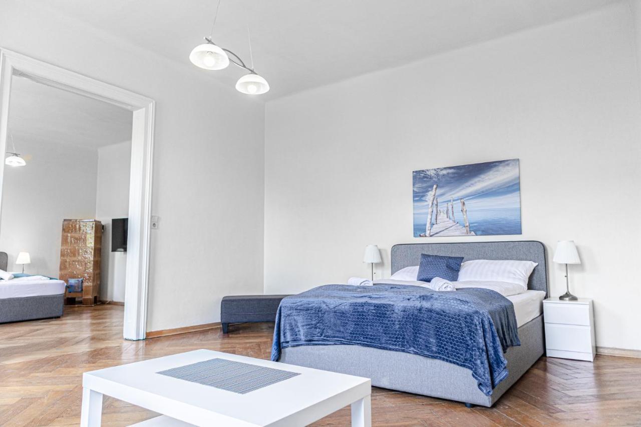 4 Great Apartment Akh - Ideal For Groups Of 19 Vídeň Exteriér fotografie