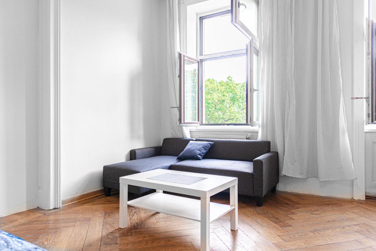 4 Great Apartment Akh - Ideal For Groups Of 19 Vídeň Exteriér fotografie