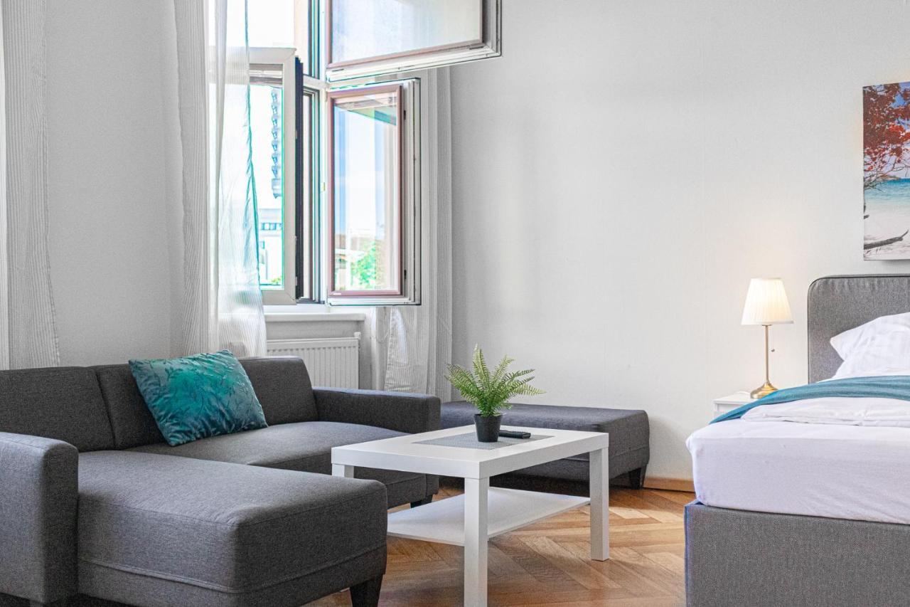 4 Great Apartment Akh - Ideal For Groups Of 19 Vídeň Exteriér fotografie