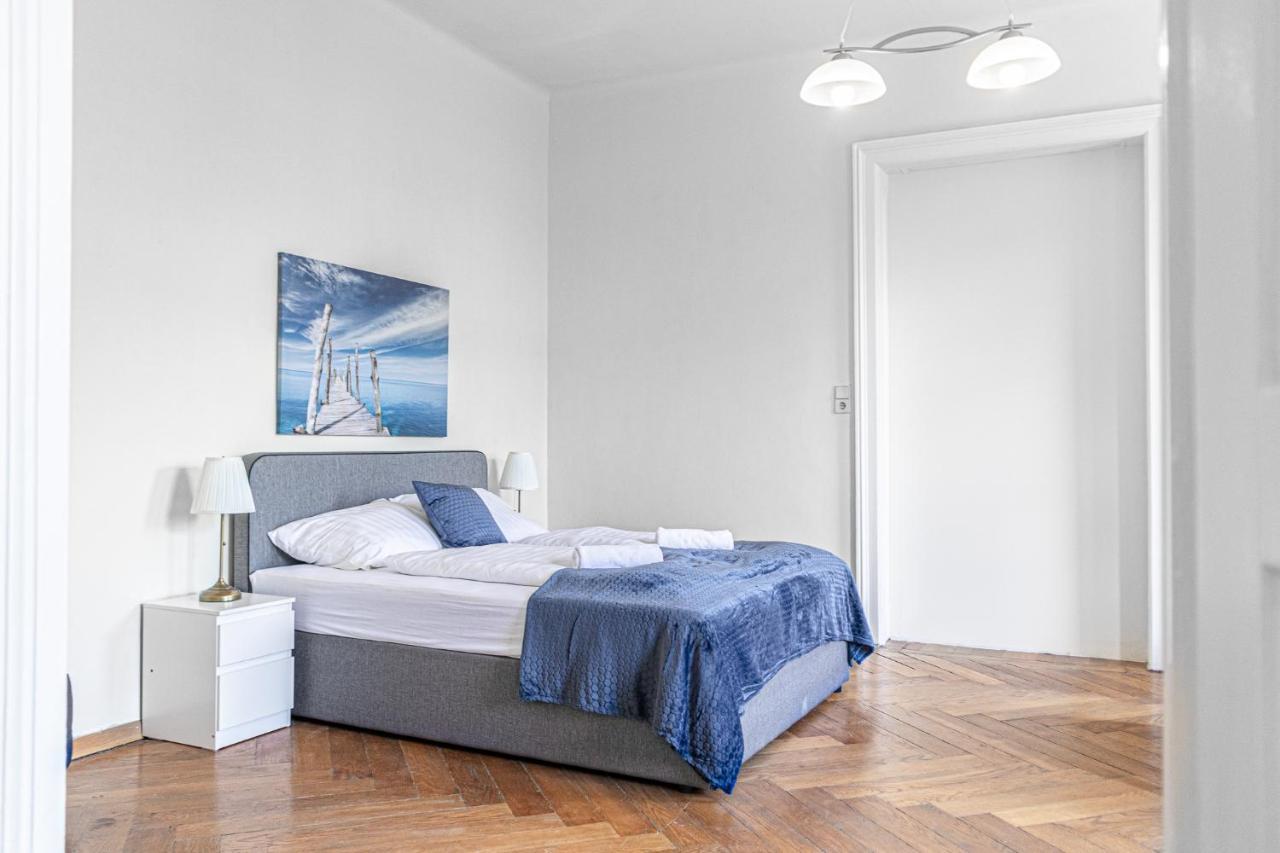4 Great Apartment Akh - Ideal For Groups Of 19 Vídeň Exteriér fotografie
