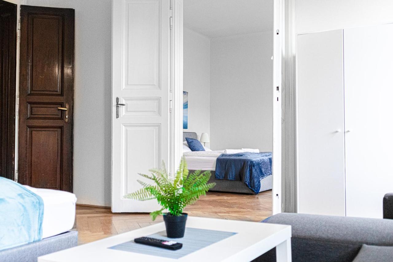 4 Great Apartment Akh - Ideal For Groups Of 19 Vídeň Exteriér fotografie