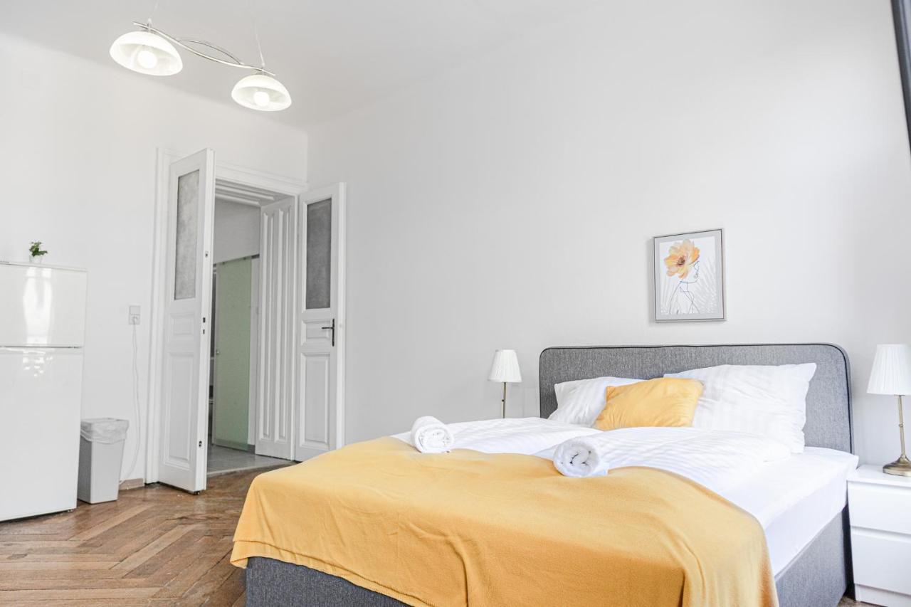 4 Great Apartment Akh - Ideal For Groups Of 19 Vídeň Exteriér fotografie