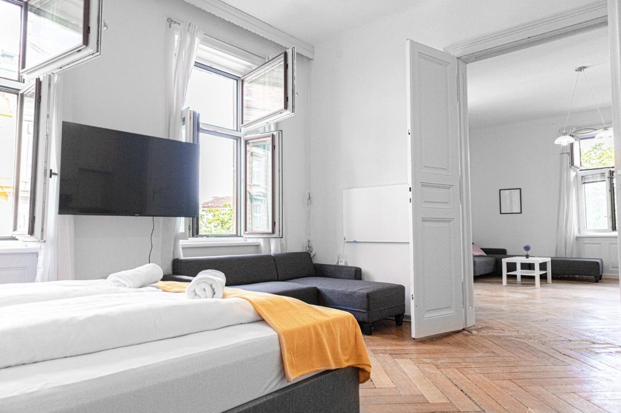 4 Great Apartment Akh - Ideal For Groups Of 19 Vídeň Exteriér fotografie